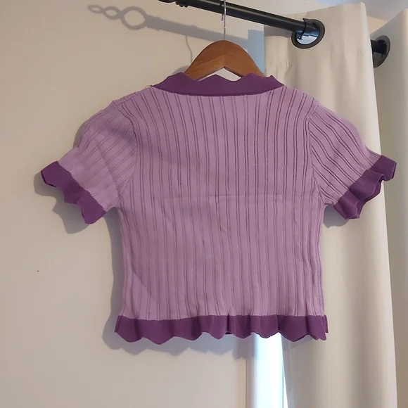 Crop top - Picture 2 of 2